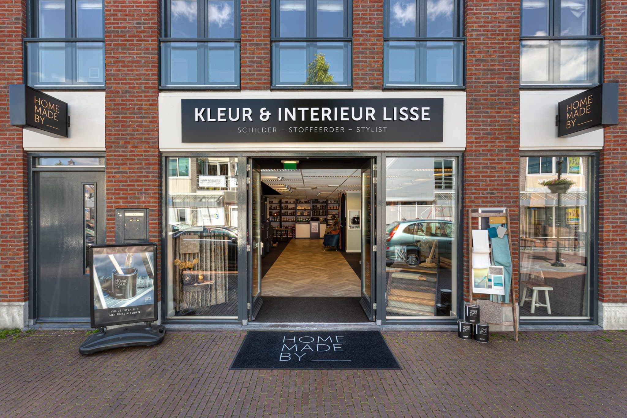 ingang kleur en interieur